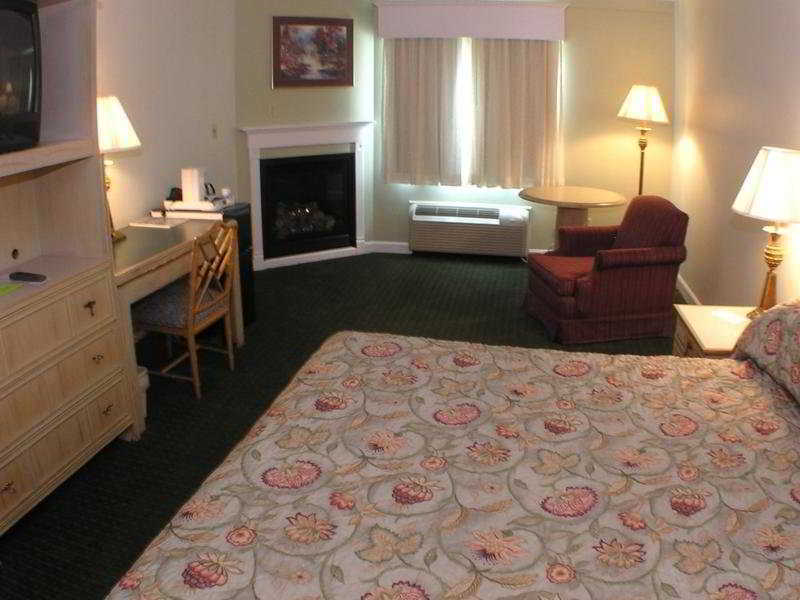 Fireside Inn & Suites Auburn Lewiston Exterior foto